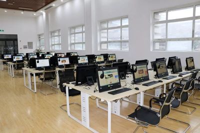 我市首家智慧图书馆开馆啦!爱看书的小伙伴约起来!